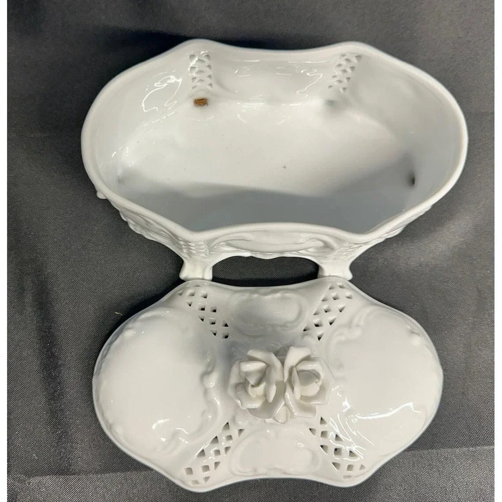 Lefton 60th Anniversary Legacy White Porcelain Rose Lattice Footed Trinket Box